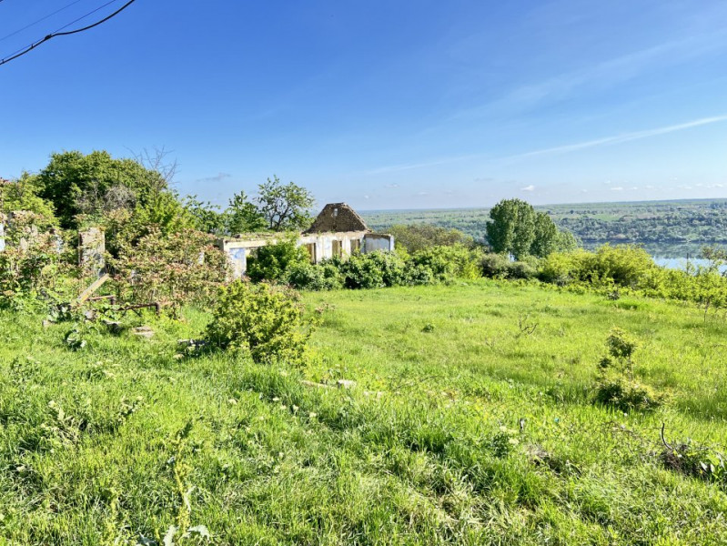 Teren pentru construcție, 25 ari pe malul Nistrului, Holercani.