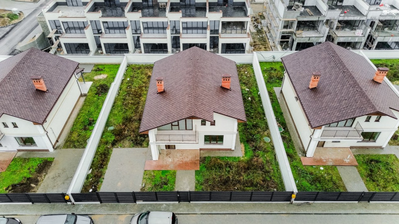 Cojușna Village, Cojușna, Strășeni, casă în 2 nivele, 165 mp+5ari.