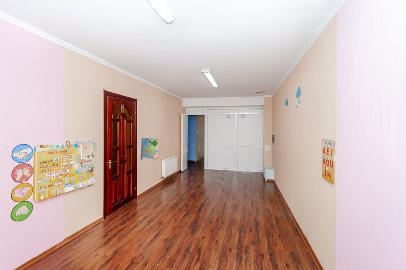 Spațiu de birou, Centrul capitalei,Chirie 15€/mp