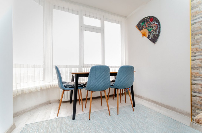 Apartament cu 3 camere,  Ciocana, str.Ginta Latina