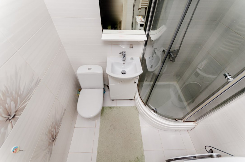 Apartament cu 3 camere,  Ciocana, str.Ginta Latina