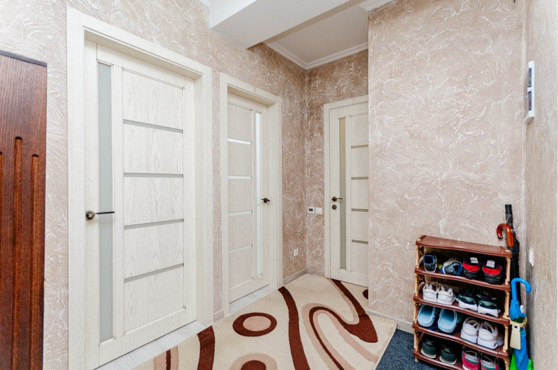 Apartament cu 3 camere,  Ciocana, str.Ginta Latina