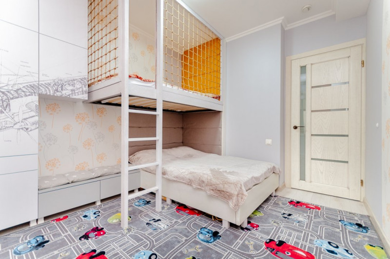 Apartament cu 3 camere,  Ciocana, str.Ginta Latina