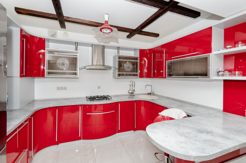 Casă de închiriat în Băcioi!