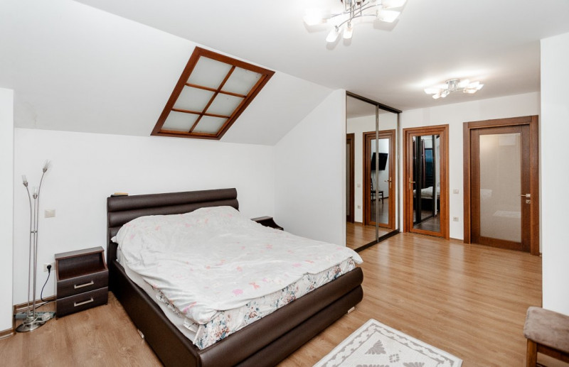 Casă de închiriat în Băcioi!