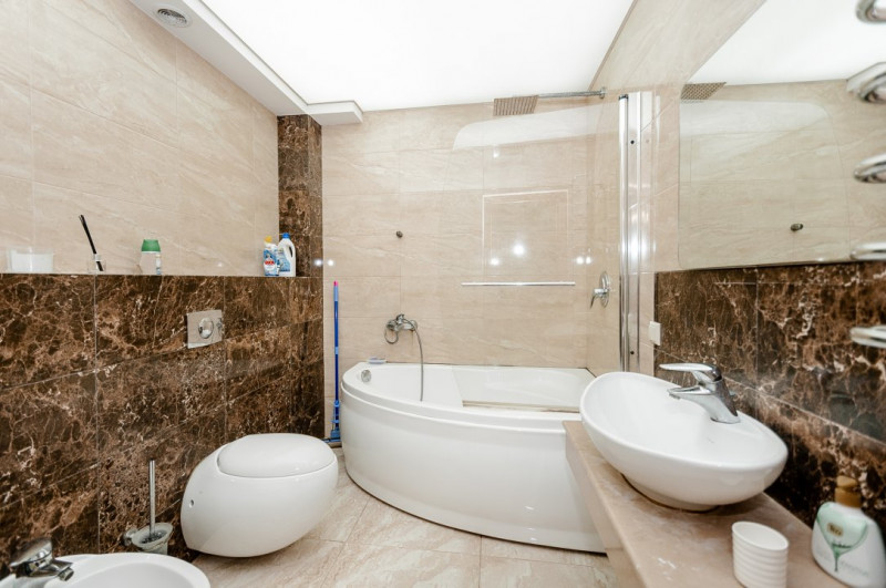 Casă de închiriat în Băcioi!