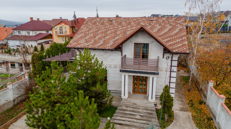 Casă de închiriat în Băcioi!