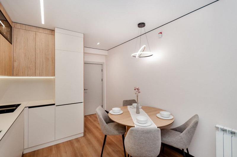 Vânzare apartament cu 2 camere și living, ExFactor, Ion Buzdugan.