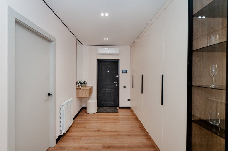 Vânzare apartament cu 2 camere și living, ExFactor, Ion Buzdugan.