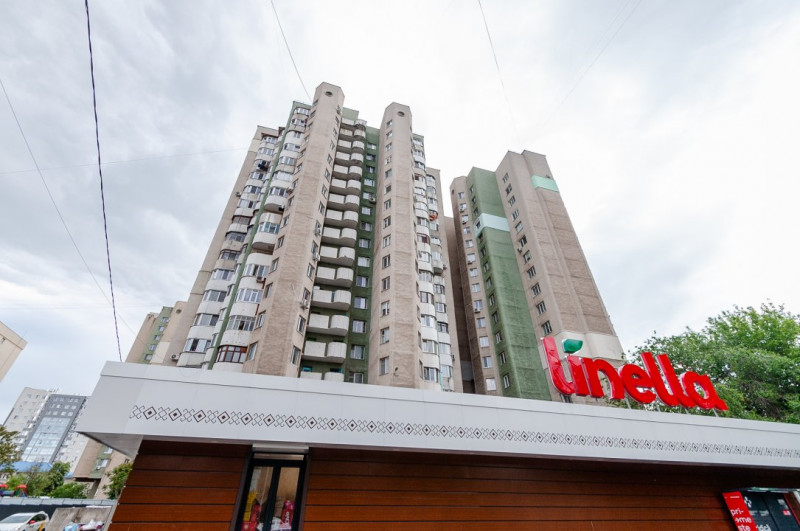 2 Apartamente cu intrări separate, un singur număr cadastral, Centru, Ismail.