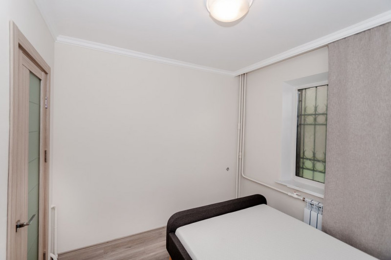 2 Apartamente cu intrări separate, un singur număr cadastral, Centru, Ismail.