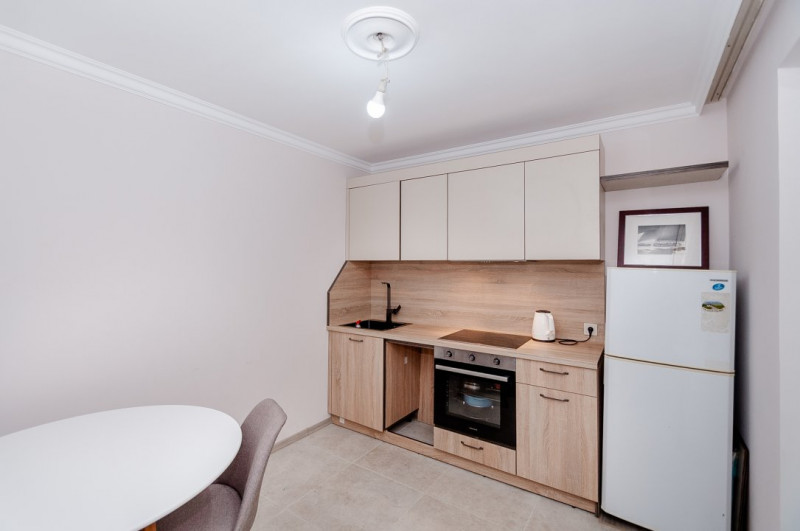 2 Apartamente cu intrări separate, un singur număr cadastral, Centru, Ismail.