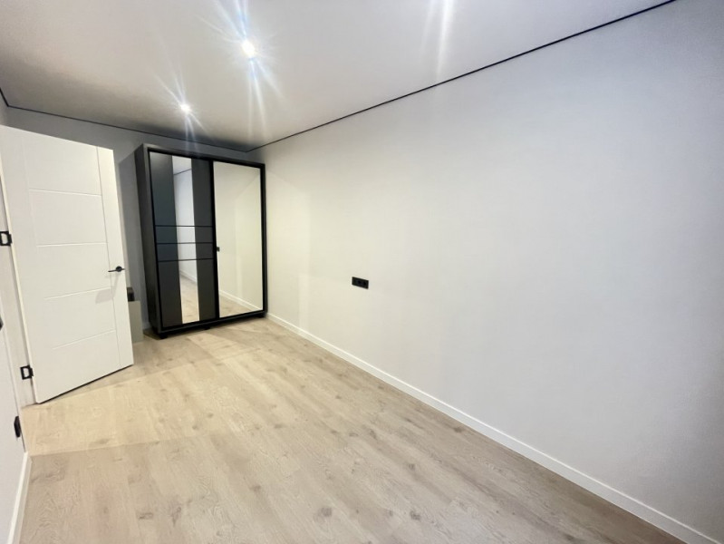 Apartament cu 2 camere și living, Buiucani, str. Ion Creangă, Flacăra.