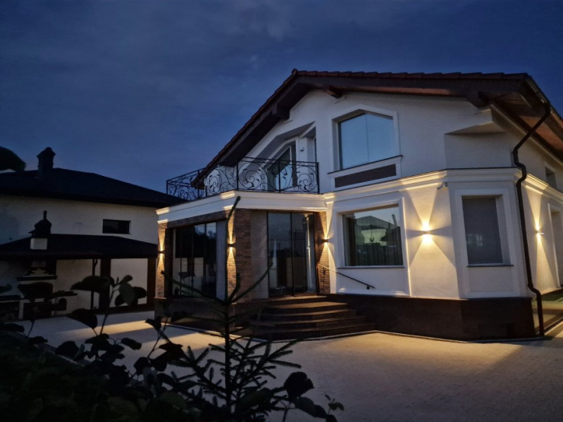 Spre chirie casa in Dumbrava (Poiana Domneasca) linga padure