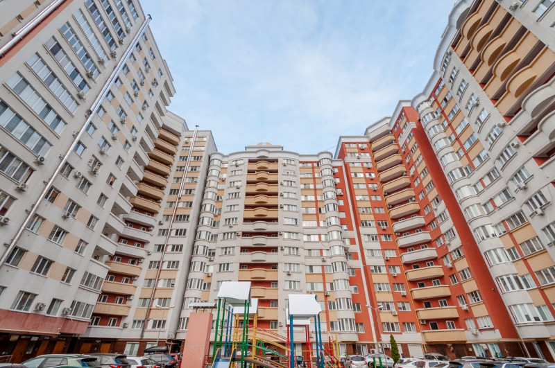 Apartament cu 2 dormitoare si living, Botanica, str. Zelinski