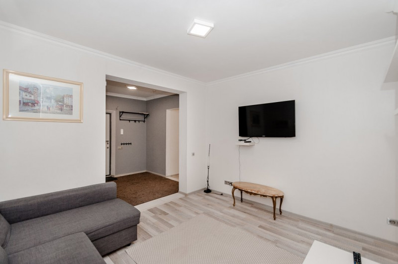 Apartament cu 2 dormitoare si living, Botanica, str. Zelinski