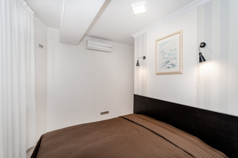 Apartament cu 2 dormitoare si living, Botanica, str. Zelinski