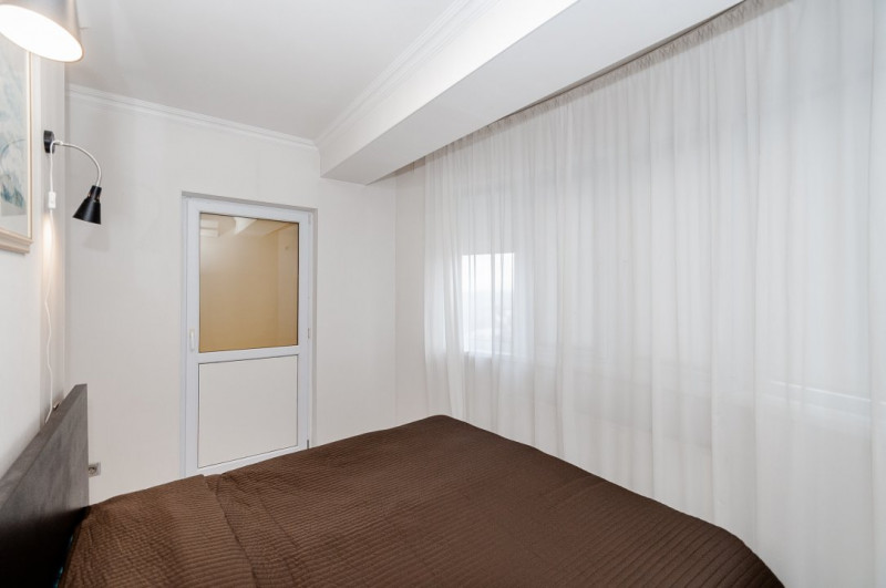 Apartament cu 2 dormitoare si living, Botanica, str. Zelinski