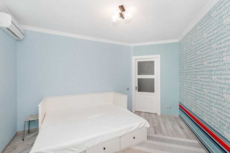 Apartament cu 2 dormitoare si living, Botanica, str. Zelinski