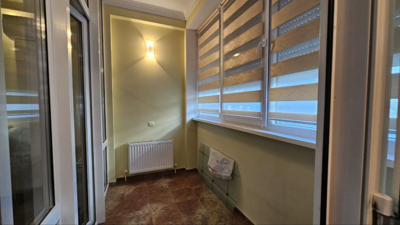Apartament 2 camere str. Trandafirilor 11/5 70mp