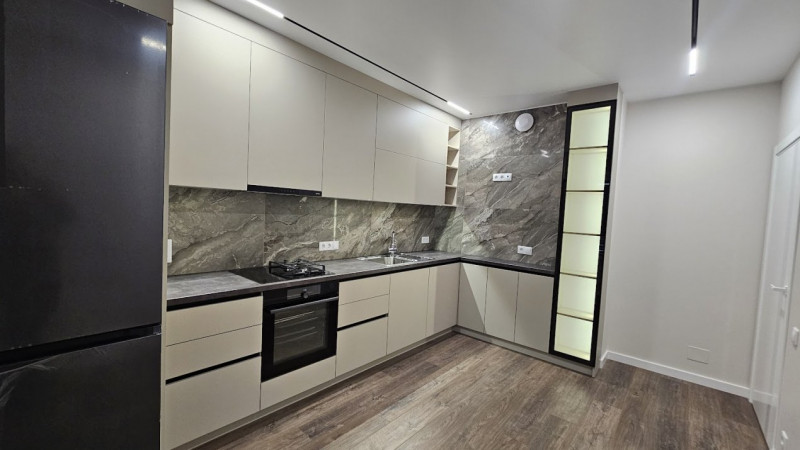 Apartament cu 2 camere, reparație euro, Complexul Astercon Dumbrava