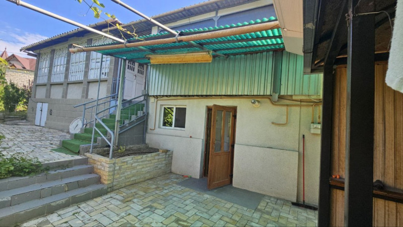 Casă cu teren 12 ari Durlesti, Centru, str-la Milescu Spataru