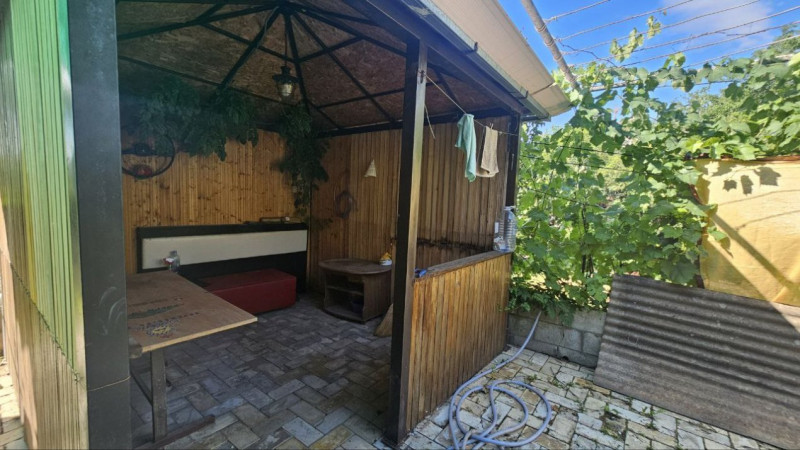 Casă cu teren 12 ari Durlesti, Centru, str-la Milescu Spataru