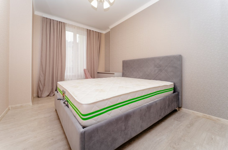 Chirie apartament cu 2 camere + living, Club House Inamstro, lângă pădure.